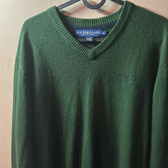 Men’s sweater - Picture 2 of 2